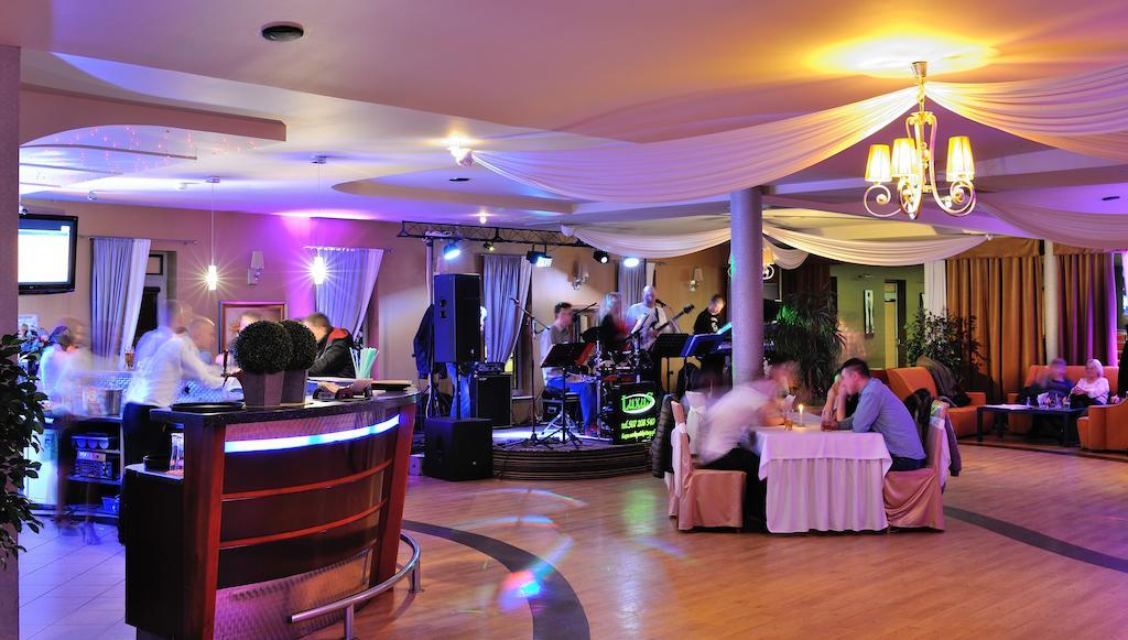 Hotel Partner Mińsk Mazowiecki Екстериор снимка