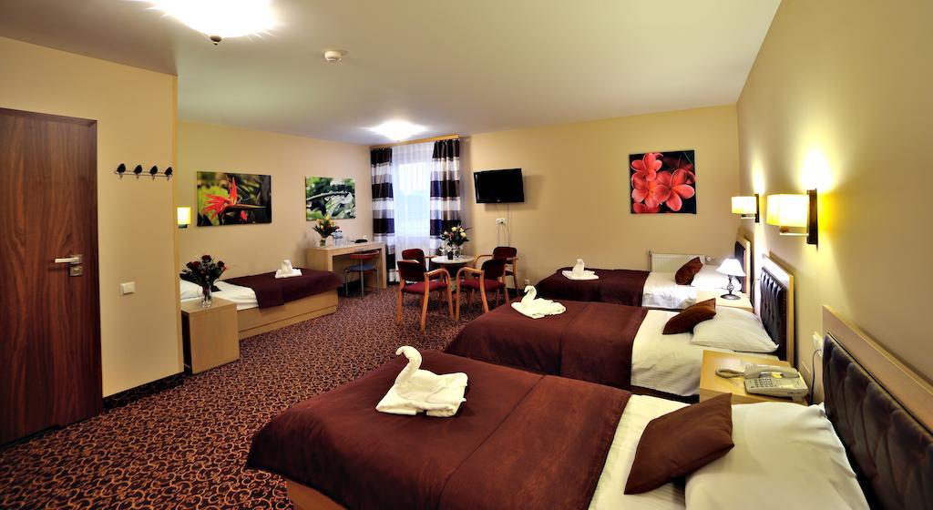 Hotel Partner Mińsk Mazowiecki Стая снимка